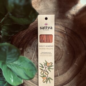 Kadzidło Sattva - Słodki migdał